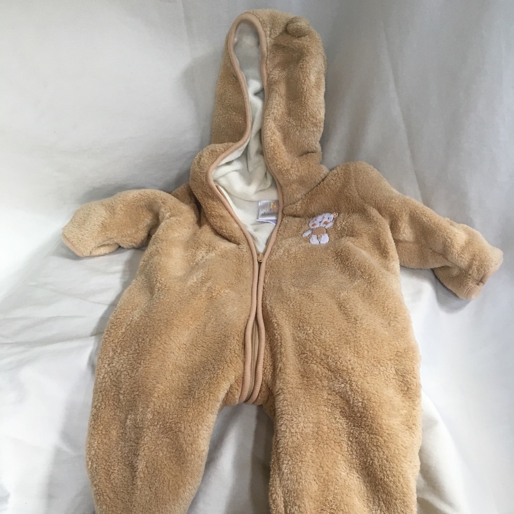 Cozy one piece bear zip up baby